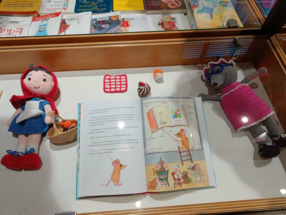 "Petits bibliotecaris: recull de contes infantils sobre biblioteques, llibres, llibreries i lectoescriptura", nova exposició al CRAI Biblioteca d’Informació i Mitjans Audiovisuals