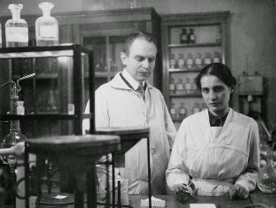 Lise Meitner i Otto Hahn (1912)