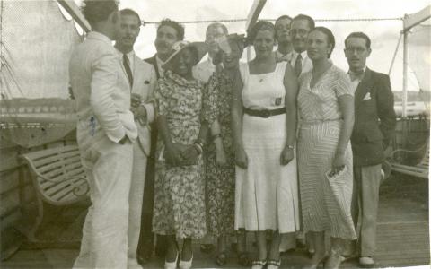 42. Travellers with a group of writers: Chacón, Mañach, Ortiz, Florit, and Cosme.