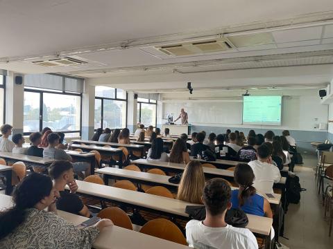 El CRAI Biblioteca d'Economia i Empresa participa en el Seminari Curs de Transició de Batxillerat a la Universitat