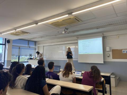 El CRAI Biblioteca d’Economia i Empresa col·labora en el Seminari Curs de Transició de Batxillerat a la Universitat