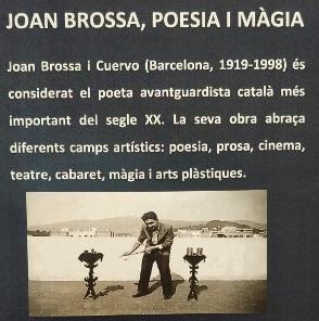 Exposició sobre Joan Brossa al CRAI Biblioteca del Campus de Mundet