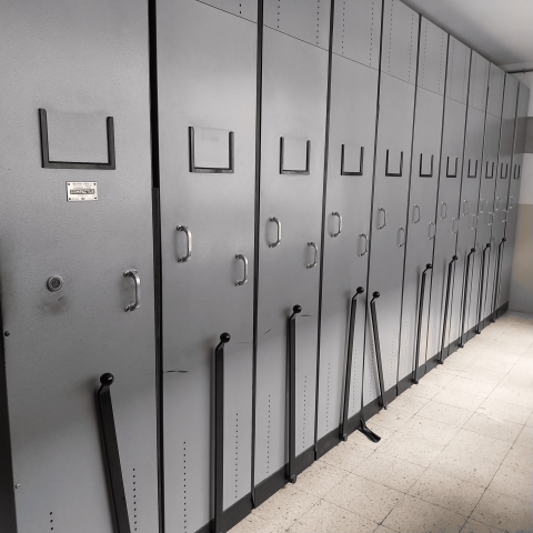 Armari compacte antic