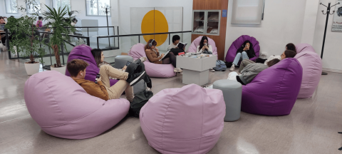 Ampliació del CRAI OFF al CRAI Biblioteca de Farmàcia i Ciències de l'Alimentació