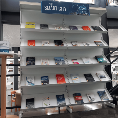 Smart City: la ciutat intel·ligent, exposició del CRAI Biblioteca d'Economia i Empresa