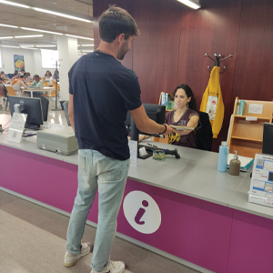 Nou taulell al CRAI Biblioteca de Farmàcia i Ciències de l'Alimentació (Campus Diagonal)