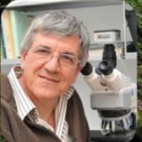 Mostra bibliogràfica "Dr. Narcís Prat" al CRAI Biblioteca de Biologia