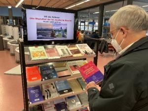 El CRAI Biblioteca de Dret commemora el Dia Mundial de la Justícia Social amb una mostra bibliogràfica