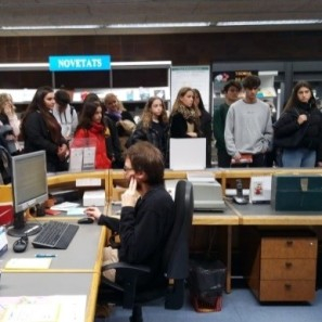 Visita al CRAI Biblioteca d’Economia i Empresa durant les Jornades de portes obertes 2019