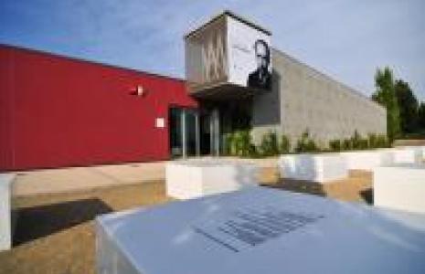 Inaugurat el Centre d'Interpretació de Lluís Companys a El Tarròs amb la col·laboració del CRAI Biblioteca Pavelló de la República