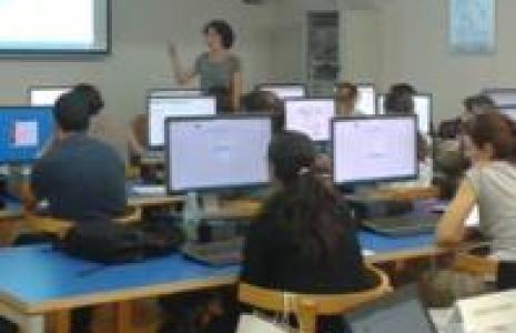 Nova aula d'ordinadors al CRAI Biblioteca de Medicina